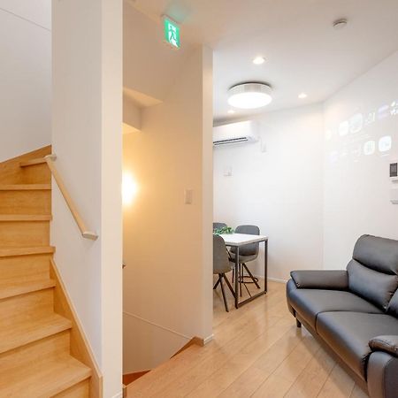 Shinjuku City House 新宿シティハウス Tokyo prefektur Exteriör bild