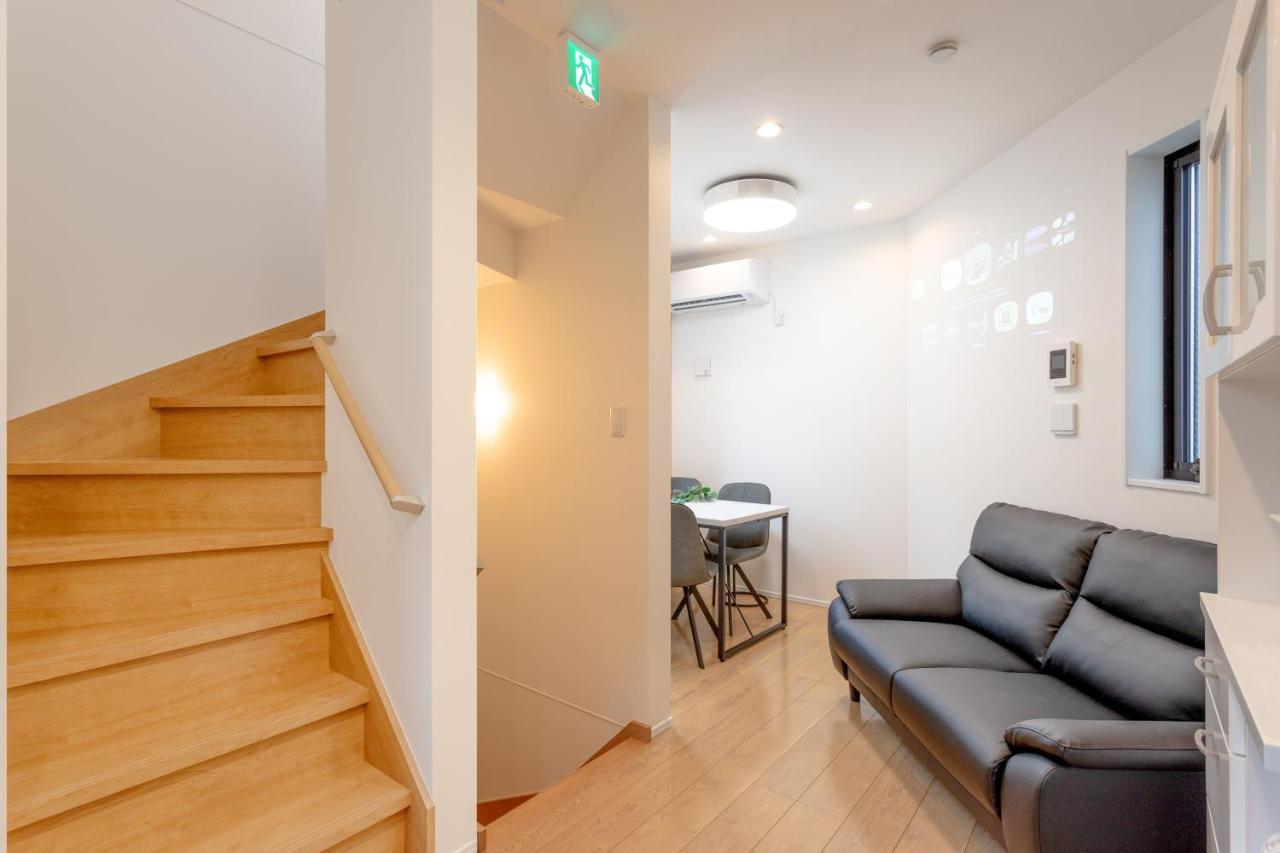 Shinjuku City House 新宿シティハウス Tokyo prefektur Exteriör bild